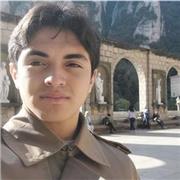 Enseño, ciencias sociales y filosofía para estudiantes multilingües, específicamente estudiantes de Bachillerato.